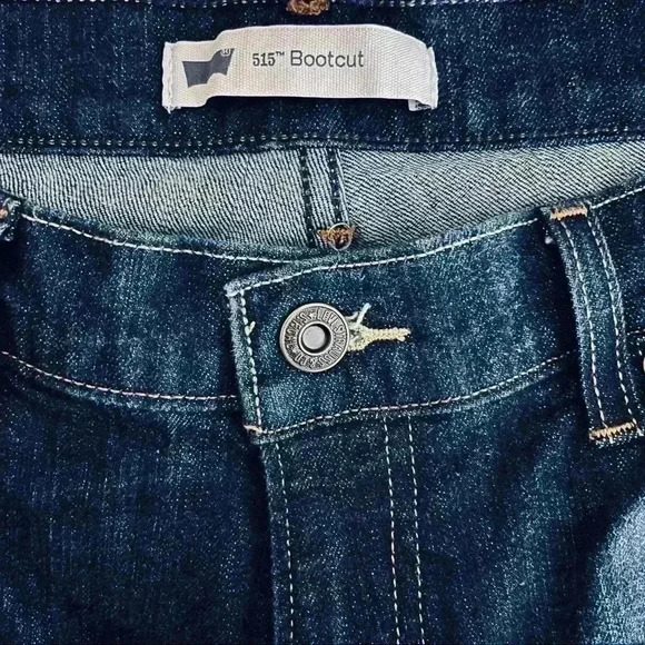 Levi’s 515 Flap Pocket Boot Cut Dark Wash Women’s Stretch Jeans Size 32/32 - Picture 10 of 12